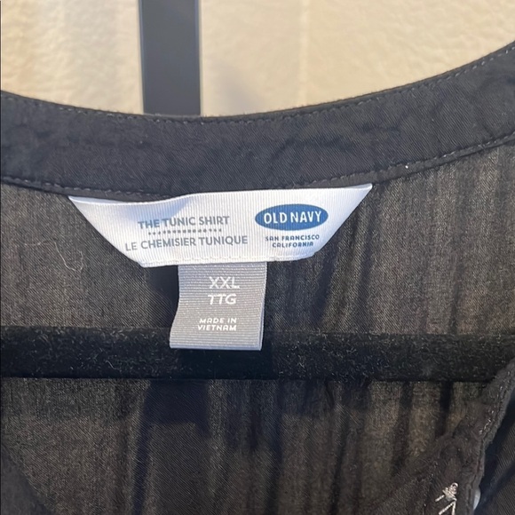 Old Navy Black Button Down Blouse - Picture 2 of 3